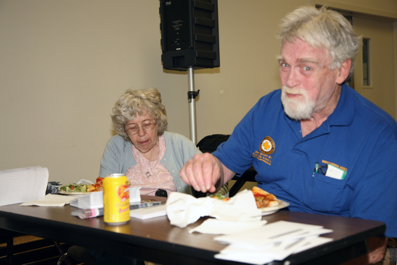 2008_envelope_stuffing/images_large/2008-6-3_envelope_stuffing_6_Jessie_Dick_Bailey.jpg