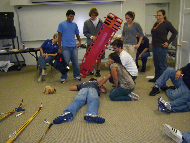 2008_fall_emt_class/images_large/2008_0503julytosept20080214.jpg