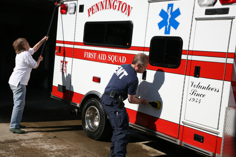 2008_memorial_day/images_large/2008-5-26_2_Linda_Hlavacek_Jim_Kenyon_151-1.jpg