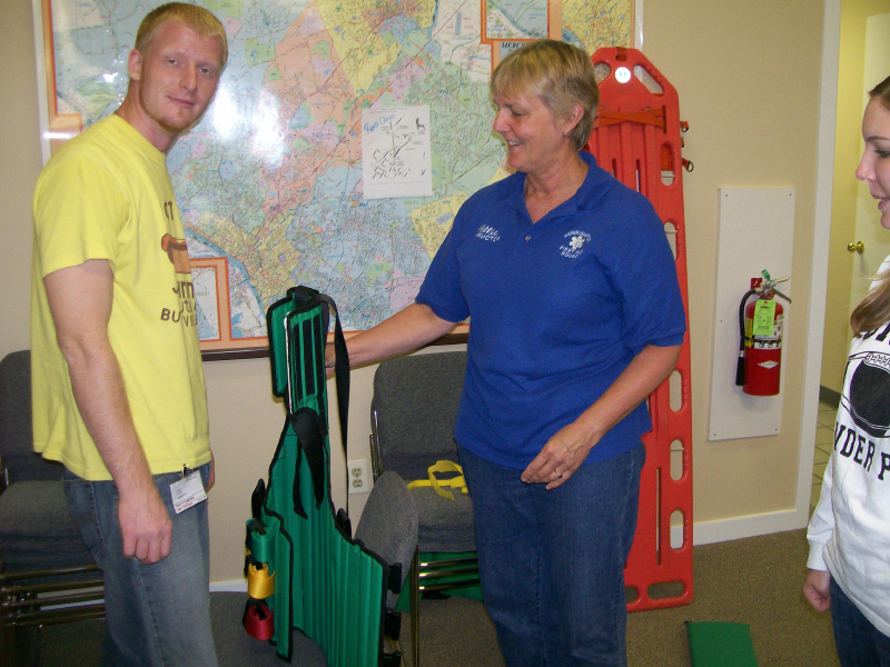 2009_7_emtclass/images_large/100_1358.jpg