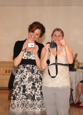 2009_party/images_large/2009_party_41.jpg