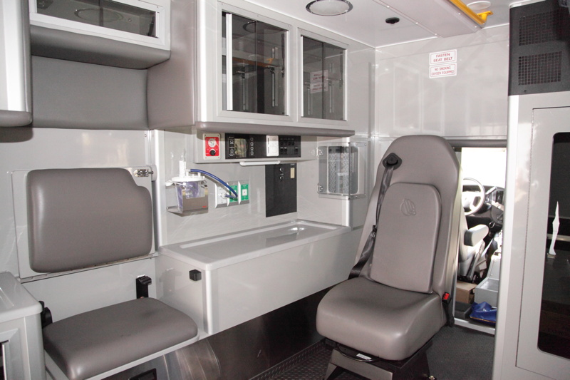 2014_ambulance/images_large/2014-04-23_Wheeled_Coach_6.jpg
