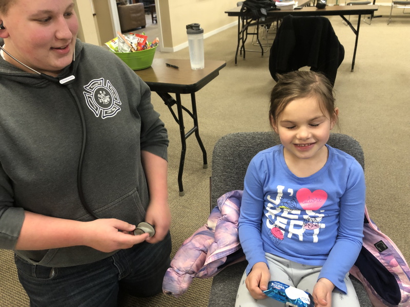 2019_winter_EMT/images_large/2019-3-23_emt_class_14.jpg