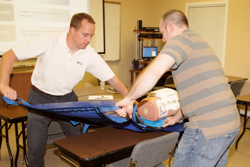 Zoll/images_large/2012_10_8_zoll_autopulse_cpr_7.jpg