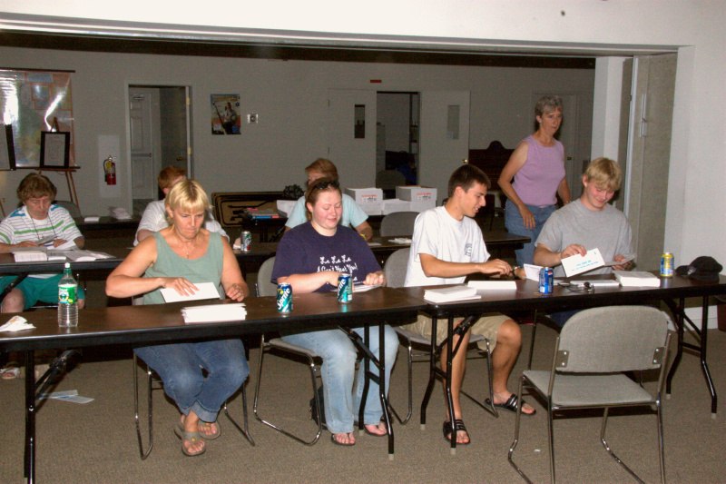 historic_photos/images_large/2005-6-24_fund_drive_1.jpg