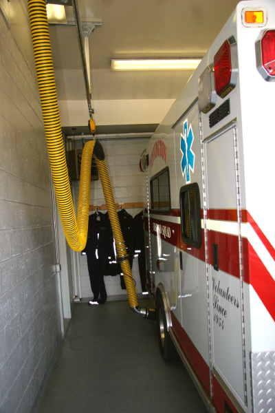 historic_photos/images_large/2006-5-20_Pennington_day_16_exhaust_ventilation.jpg