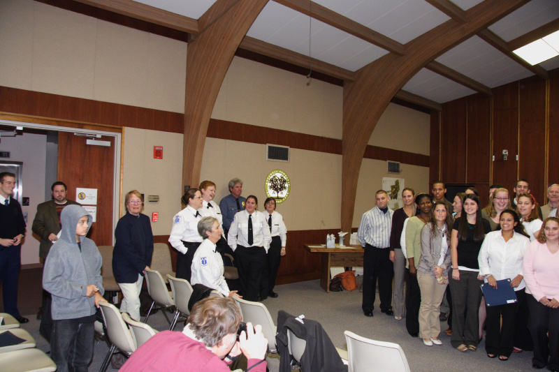 historic_photos/images_large/2007-11-17_EMT_class_19_group_instructors.jpg